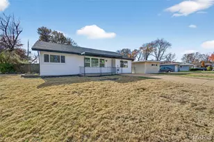 8408 Engler Ave, Saint John, MO 63114 - Photo 5