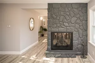 10081 Thorpe Ave, Saint Louis, MO 63114 - Photo 11