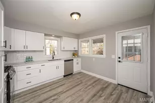 10081 Thorpe Ave, Saint Louis, MO 63114 - Photo 23