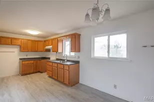 450 Hillcrest Dr, Bourbon, MO 65441 - Photo 15