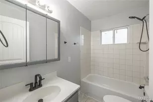 450 Hillcrest Dr, Bourbon, MO 65441 - Photo 5