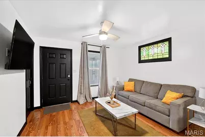 4695 Primm Street, Saint Louis, MO 63116 - Photo 5