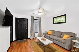 4695 Primm St, Saint Louis, MO 63116 - Photo 5