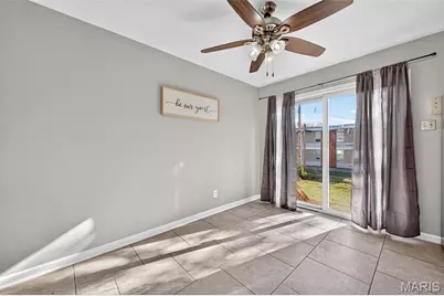 390 Downing Avenue, Saint Louis, MO 63031 - Photo 7