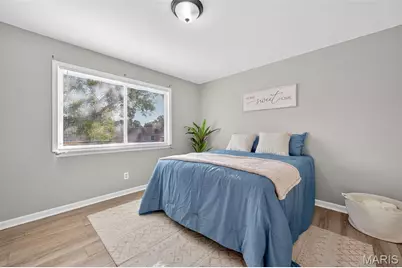 390 Downing Avenue, Saint Louis, MO 63031 - Photo 15
