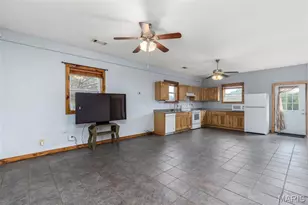 33945 Holiday Hills Rd, Richland, MO 65556 - Photo 7