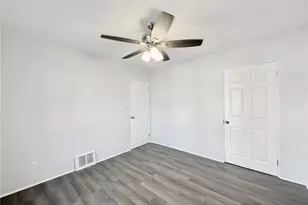 405 W 9th St, Hermann, MO 65041 - Photo 21