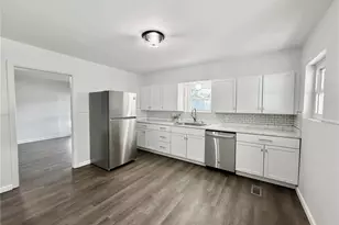 405 W 9th St, Hermann, MO 65041 - Photo 3