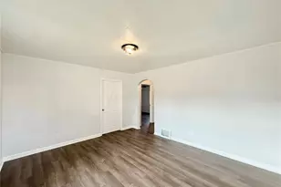 405 W 9th St, Hermann, MO 65041 - Photo 11