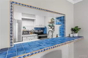 10429 Corbeil Dr, Saint Louis, MO 63146 - Photo 7