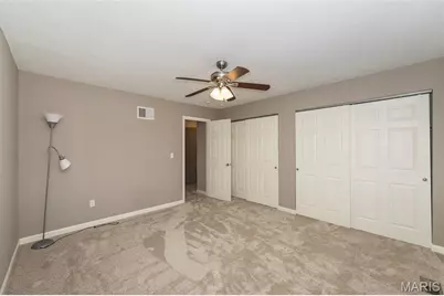 11829 Sologne Court, Maryland Heights, MO 63043 - Photo 21
