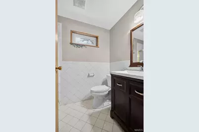 1704 Marsha Lane, Maryland Heights, MO 63043 - Photo 29