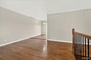 1704 Marsha Ln, Maryland Heights, MO 63043 - Photo 7