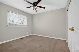 1704 Marsha Ln, Maryland Heights, MO 63043 - Photo 17