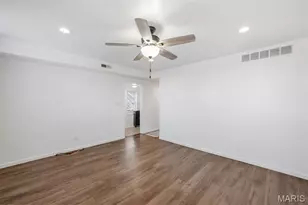 210 Horn Ave, Saint Louis, MO 63125 - Photo 11