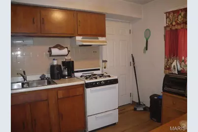 11276-11278 Liana Lane, Saint Ann, MO 63074 - Photo 15