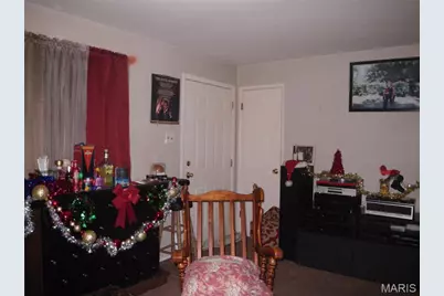 11276-11278 Liana Lane, Saint Ann, MO 63074 - Photo 3