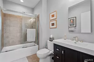 8025 Maryland Ave, Clayton, MO 63105 - Photo 27