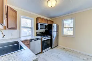 5306 Fletcher St, Jennings, MO 63136 - Photo 13