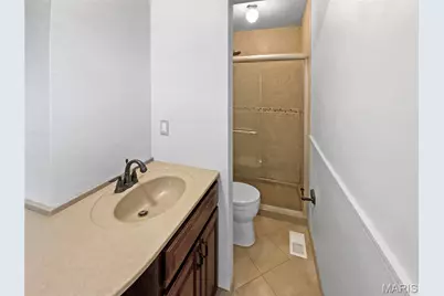 5655 Chalet Hill Drive, Saint Louis, MO 63129 - Photo 11