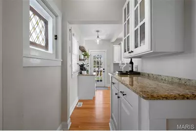 716 N Kirkwood Road, Kirkwood, MO 63122 - Photo 9