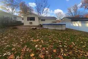 8414 Pilot Ct, Saint Louis, MO 63123 - Photo 5