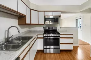 8414 Pilot Ct, Saint Louis, MO 63123 - Photo 9