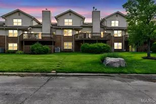 10863 Picadily Square Dr, Saint Louis, MO 63146 - Photo 27