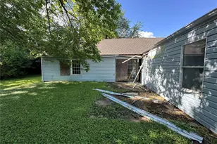 9833 Dennis Dr, Riverview, MO 63136 - Photo 21