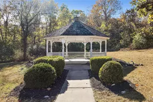 11069 New London Gravel Rd, Hannibal, MO 63401 - Photo 91