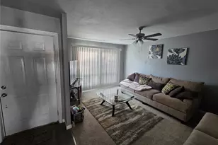 12136 La Padera Ln, Florissant, MO 63033 - Photo 3