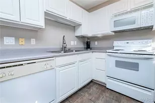 1233 Woodland Point Dr, Saint Louis, MO 63146 - Photo 17