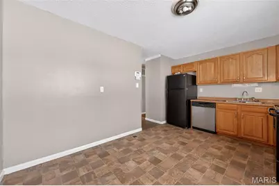 12119 El Camara Drive, Florissant, MO 63033 - Photo 11