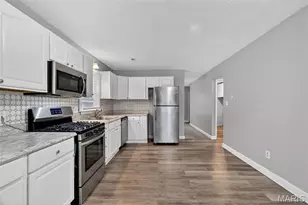 2405 Buttonwood Ct, Florissant, MO 63031 - Photo 25