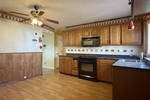 1459 Cove Ln, Saint Louis, MO 63138 - Photo 5