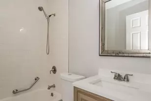 8 Winners Cir, Florissant, MO 63033 - Photo 13