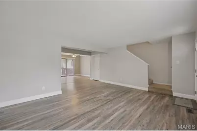 1911 Suns Up Court, Florissant, MO 63031 - Photo 5