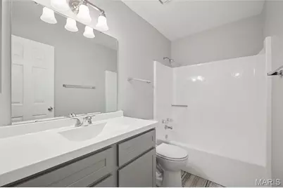 1911 Suns Up Court, Florissant, MO 63031 - Photo 17