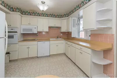 6424 Southland Avenue, Saint Louis, MO 63109 - Photo 13