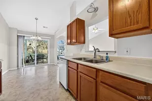 933 Blumhoff Rd, Wentzville, MO 63385 - Photo 11