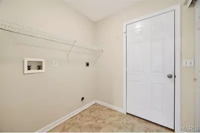 933 Blumhoff Road, Wentzville, MO 63385 - Photo 9