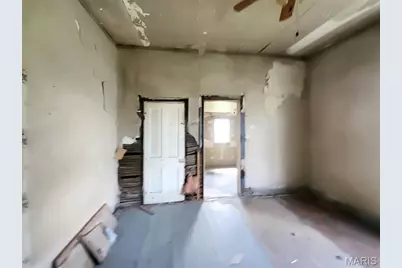 114 W Union Street, Vandalia, MO 63382 - Photo 7