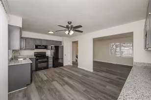 136 Universal Dr, Saint Peters, MO 63376 - Photo 13