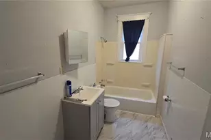 6350 Madison Ave, Saint Louis, MO 63134 - Photo 11