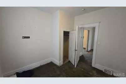 6350 Madison Avenue, Saint Louis, MO 63134 - Photo 9