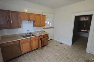 6350 Madison Ave, Saint Louis, MO 63134 - Photo 13