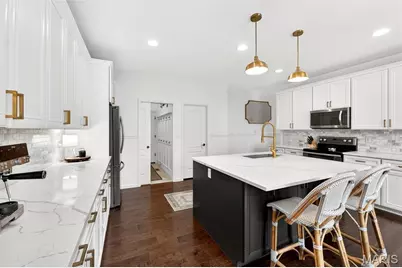 2768 Brook Hill Lane, Saint Charles, MO 63303 - Photo 11