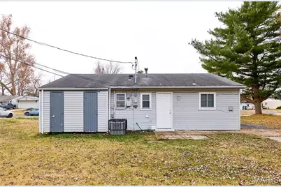 665 Central Parkway, Florissant, MO 63031 - Photo 23