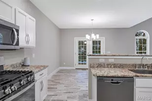 408 Cass Dr, Troy, MO 63379 - Photo 11