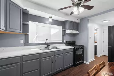 10532 Decker Avenue, Saint Louis, MO 63114 - Photo 11